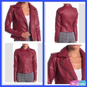 💄MULTI ZIP FAUX LEATHER MOTO JACKET SIZE: MED 💄